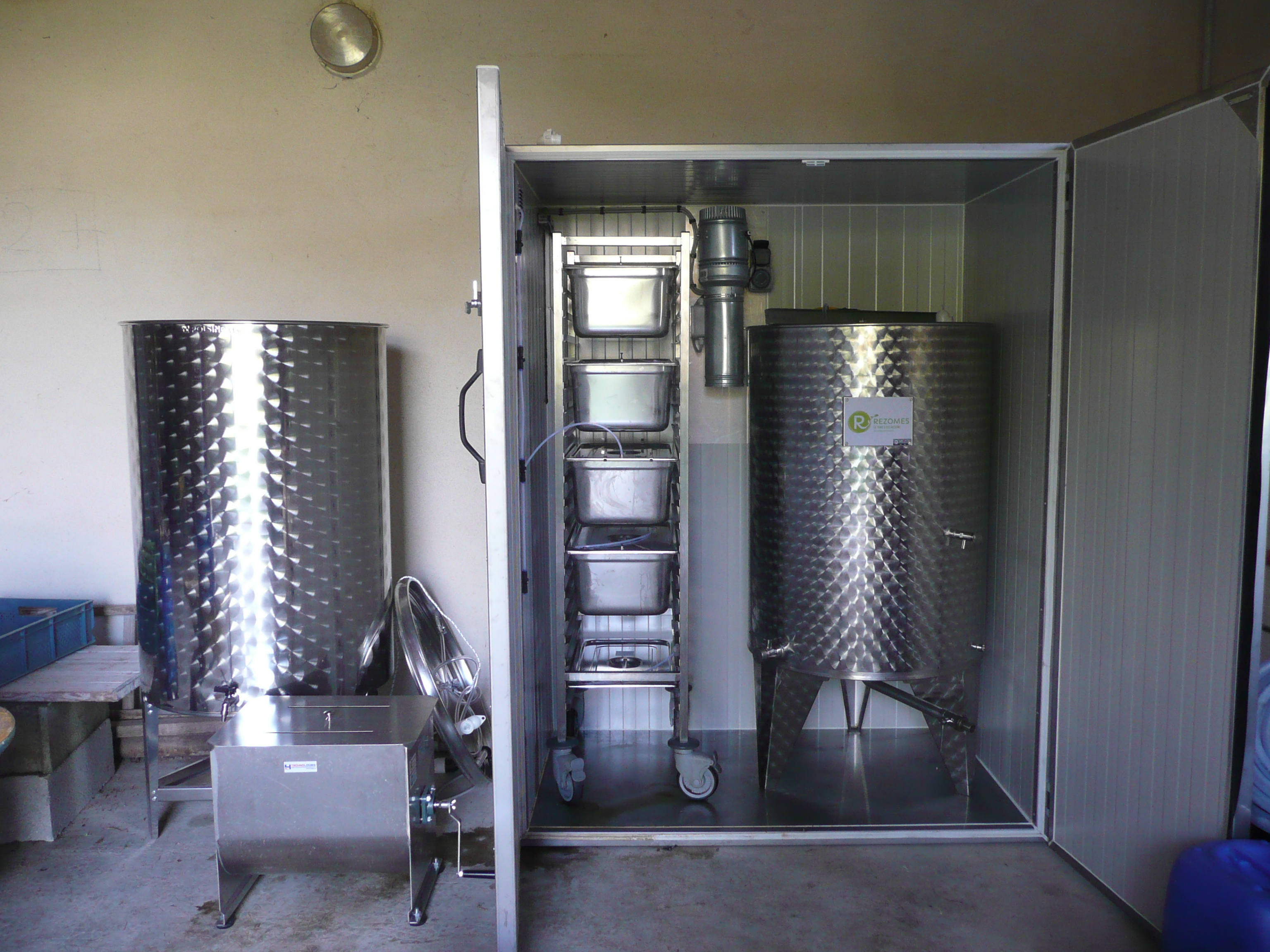 Fermentation devices for Microbial Activators production and Biochar kilns to obtain added-value products from biomass valorisatio[…]