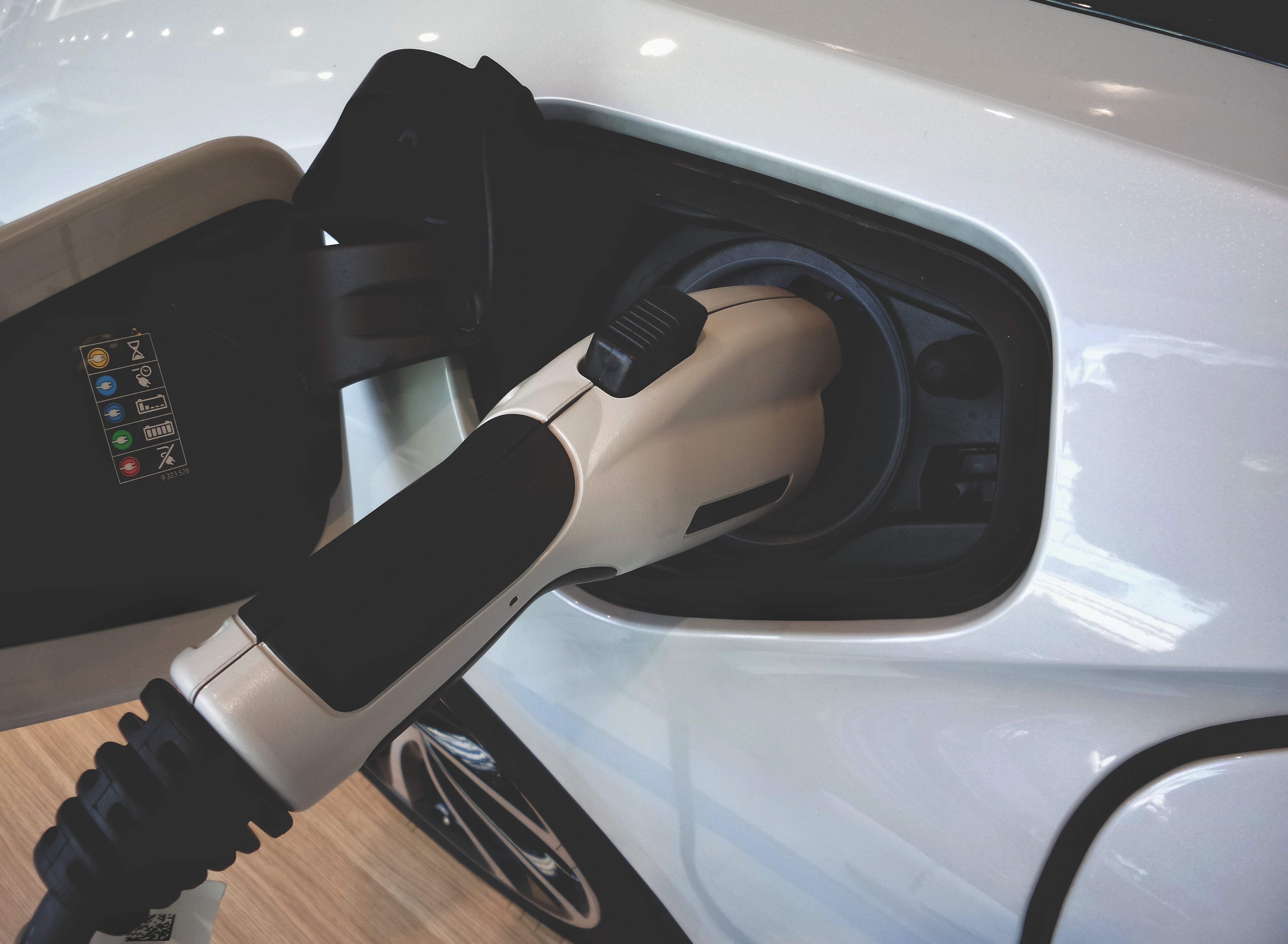 Seeking innovative material processing and manufacturing technologies to improve battery performance