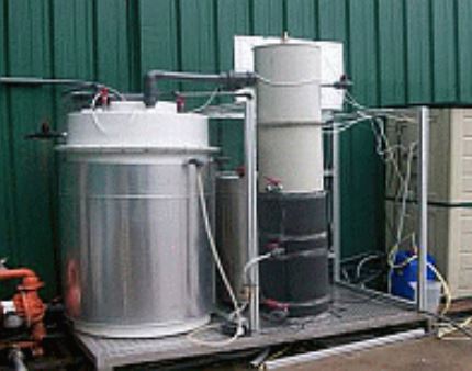 Advanced treatment process and biogas production from wastewater with high oil and grease content